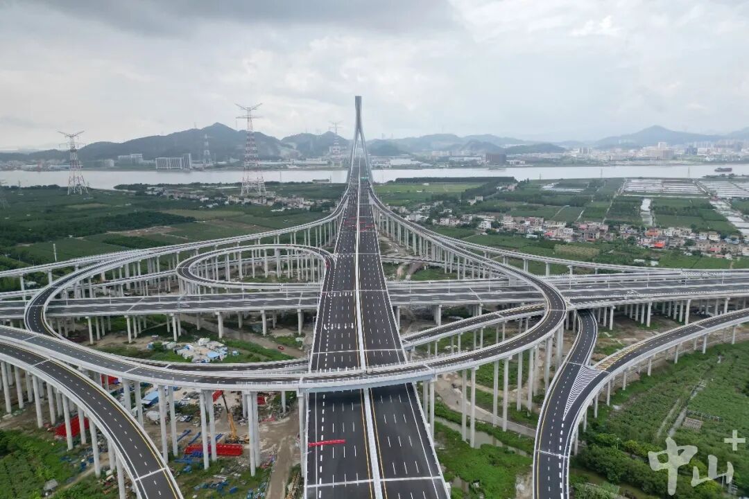 中山东环高速公路保家枢纽互通。记者 缪晓剑 摄