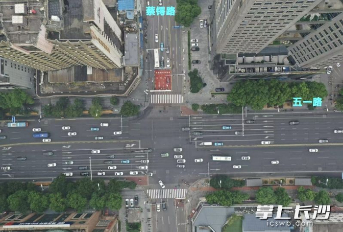 非机动车等候区扩大三倍！长沙交警“五优”精治电动车